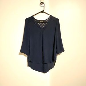 Dark blue lace top 3/4 sleeve tshirt